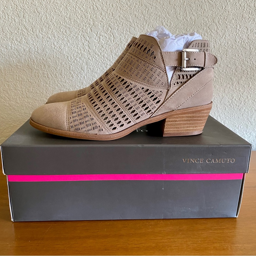 New Vince Camuto VC-PAAVANI Bootie size 8